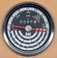 Dabei hat er den traktor mit vielen modernen features. Traktorenteile Segger Traktormeter Ihc 946 1046 1246 Mccormick Schlepper Traktor 295