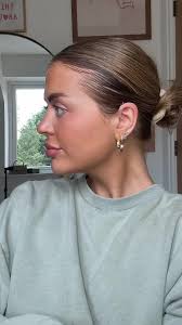 how i do my low bun 🤍 #lowbun #buntutorial #hairtutorial #hairtok  #hairstyletutorial #hairstyleideas #hairhack