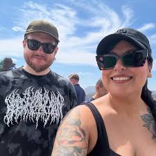 𝕷𝖊𝖘𝖑𝖞 𝕷𝖎𝖒𝖔𝖓 🦇 (@leslimonster) • Instagram photos and videos