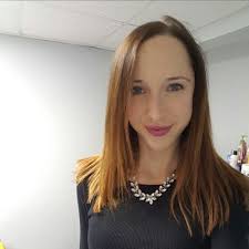 Sara Bender (@_sarabender)