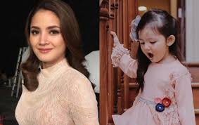Her birth sign is scorpio and her life path number is 1. 4 Foto Aaisyah Dhia Rana Bak Kembar Fazura Iluminasi