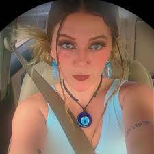 Recommendations for local bar & grill with daily food specials