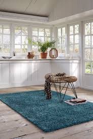80 x 150 cm (b x l) findet beinahe überall platz und sorgt für gemütlichkeit. Esprit Hochflor Teppich Cosy Glamour Turkis Outlet Teppiche