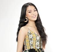 The back of this short haircut is bluntly cut while the front is long, straight and layered. How To Make Long Mermaid Waves