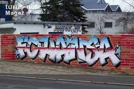 Entweder steht in dicken lettern „fch darauf gesprüht oder „fc hansa. Foto Graffiti Des Fc Hansa Rostock Bilder Von F C Hansa Rostock Turus Net Magazin