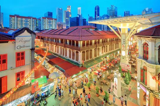 Orchard Road and Chinatown: Luxury and Tradition in Singapore at Night | Trip.com Singapore