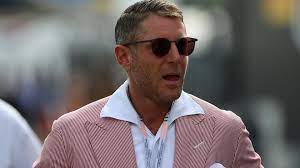 He was arrested last weekend and charged with filing a false kidnapping report. Lapo Elkann Ricorda Quando Lavoro Alla Piaggio Video Il Tirreno Pontedera