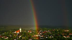 / komm, lass die welt erstrahl'n in regenbogenfarben man sieht sie überall regenbogenfahnen. Regenbogen Ohne Anfang Und Ende Br Kinder Eure Startseite
