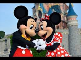 Mickey mouse is an icon and 'true original'. Mickey And Minnie S Most Romantic Moments Youtube