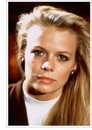 Peter was obsessed with kelly, but actually abducted eden once, mistaking her for her sister. Eden Capwell Santa Barbara Wiki Fandom