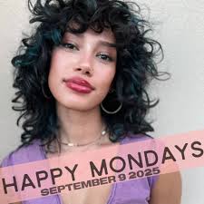 Next Monday at 5.30 pm join me @arrojoacademy for a very special happy  Mondays with Tracy Walsh and Mike Offen. Hang out , meet and welcome all  the new students . It's