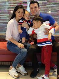 Menurut Titi Kamal, Anak Pertamanya Mirip dengan Christian Sugiono - Entertainment Fimela.com