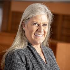 Debra Bloom's Instagram, Twitter & Facebook