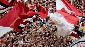 All information about düsseldorf ii (regionalliga west) current squad with market values transfers rumours player stats fixtures news. Fortuna Dusseldorf Ultras Verdrangen Anhanger Von Holstein Kiel