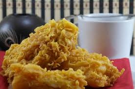 Beda dari pada yang lain karena menggunakan kobe breadcrumbs sebagai lapisan luarnya. Resep Pisang Goreng Kremes Pontianak Yang Kress