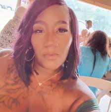 Profile for Myia Bonds