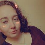 Samantha Ridenour's Instagram, Twitter & Facebook