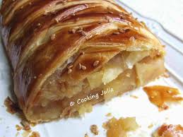 Des Feuilletes Tresses J En Fais Souvent Et C Est Toujours Un Succes Voici Ma Premiere Ve Recettes De Cuisine Feuillete Aux Pommes Tarte Aux Pommes Originale