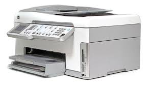 This printer has a moderately big size that fits into an office and a good shape for a table. Hp Photosmart C7280 All In One