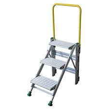Pour un travail en hauteur confortable et en parfaite sécurité, ces modèles sont parfaitement adaptés. Marchepied Avec Garde Corps 3 Marches Pom