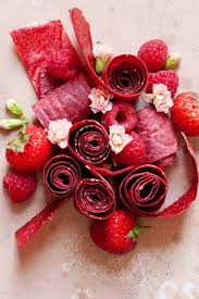 Transfer the strawberry puree to a saucepan and add the lemon juice and sugar, if using. Healthy Fruit Roll Ups Erin Lives Whole