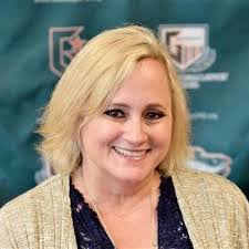 Terri Andrews's Instagram, Twitter & Facebook