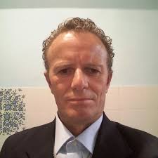 Hajde krap he t'marrsha t'ligat Nji jetë tan na ke nderu Se Shkodrani i lot  pikat Veç ai din ty me t'gatu😁 Kur vjen miku me nejt n'Shkodër Pa tavë  krapi nuk