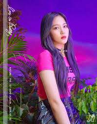 Chaebin Kpop Wiki Fandom Nature Photoshoot Kpop Girl Groups Kpop Girls