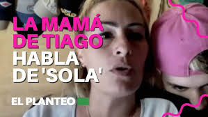 Tiago PZK, su hermana y su mamá andando por México (El angel de la  independencia)