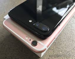 Maybe you would like to learn more about one of these? Black Jet Black Unboxing The New Iphone 7 Iphone 7 Plus With Lightning Headphones Appleinsider
