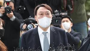 높은 도덕성을 바라는 국민 눈높이에 맞지 않은 부분이 있었다면서도 불법거래는 없었다고 덧붙였습니다.= Arbooomod38jwm