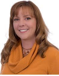 Vicki Rutter's Instagram, Twitter & Facebook