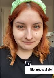 Żadna kobieta nie powinna się zmuszać do czegokolwiek w szczególności zaraz  po połogu, kiedy nasze ciało nadal wraca do siebie. Połóg trwa  fizjologicznie 6 tygodni, ale powrót psychiczny czy fizyczny ...