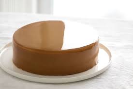 Glacage Miroir Au Caramel Empreinte Sucree Recette Glacage Glacage Caramel Glacage Gateau