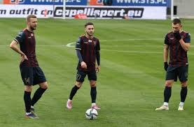 Gdyby on miał możliwość wyboru, wybrałby ojczyznę roberto baggio, czyli italię, i tamtejsze rozgrywki serie a. Mlodzi Pomocnicy Z Pogoni Szczecin Kozlowski I Kowalczyk Powolani Na Zgrupowanie Reprezentacji Polski Zdjecia Szczecin Nasze Miasto