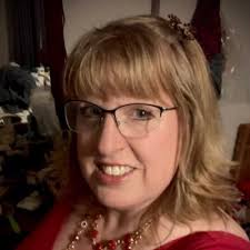 Colette Ernst's Instagram, Twitter & Facebook