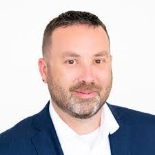 Patrick Tullius's Instagram, Twitter & Facebook