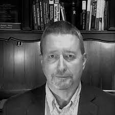 Randy Weis's Instagram, Twitter & Facebook