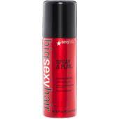 Apply to damp hair at the root to achieve phenomenal lift or to dry hair to activate textural volume. Big Sexy Hair Root Pump Spray Mousse Von Sexy Hair Parfumdreams