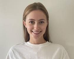 Florence Caron's Instagram, Twitter & Facebook