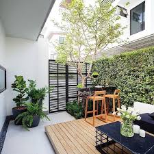 Apabila anda memiliki space lahan yang terbatas, vertikal garden merupakan salah satu solusi yang bisa anda terapkan. Pesona Taman Kering Minimalis Untuk Rumah Kecil Pengertian Foto