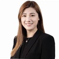 Kylie Chan's Instagram, Twitter & Facebook