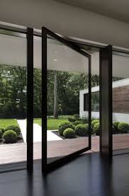 Drehtur Mit Schwarzem Rahmen Als Zugang Zur Terrasse Architekt Design Architektur Modernes Haus