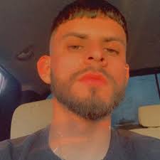 What set up looks better in yalls opinion 🤔 ¿?