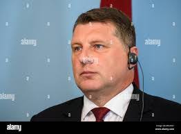 Muriel Gibson's Instagram, Twitter & Facebook