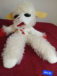 AURORA LAMB CHOP WHITE &RED SOFT STUFFED PLUSH SLEEPY 17 "inc