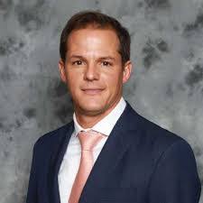 Dave Ewer's Instagram, Twitter & Facebook