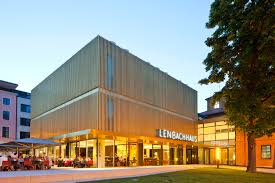 Lenbachhaus — das lenbachhaus haupteingang die städtische galerie im lenbachhaus ist ein kunstmuseum der bayerischen landeshauptstadt münchen. Museumsplatz Am Lenbachhaus Godelmann Die Stein Erfinder