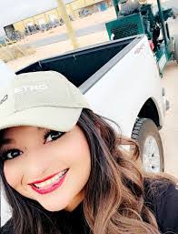 Brandon Mandia's Instagram, Twitter & Facebook