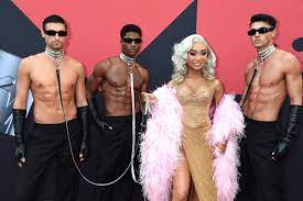 14 2021, published 6:38 p.m. On Twitter Hiring One Boyfriend Didn T Exactly Work Out The First Time So This Time I Hired 3